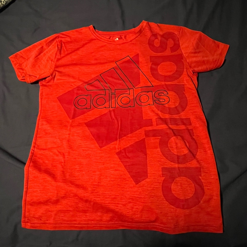 Adidas Tshirt